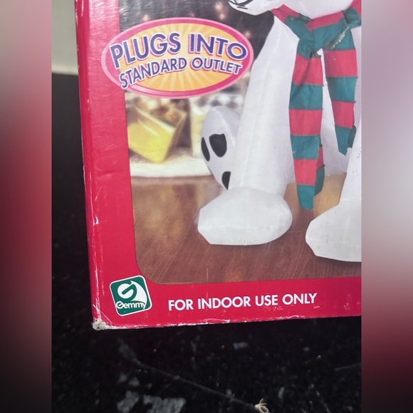 Gemmy Airblown Inflatable Santa 4 Ft Polar Bear 2006 - Picture 2 of 5